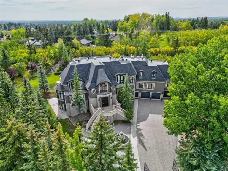 Luxury Unveiled: Calgary’s November 2023 Real Estate Gems